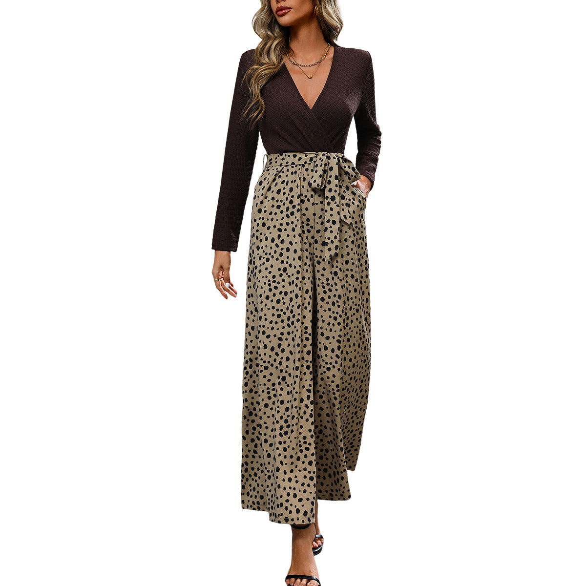 Elegant Women's One-piece Elegant Long-sleeved V-neck Top Wide-leg Pants