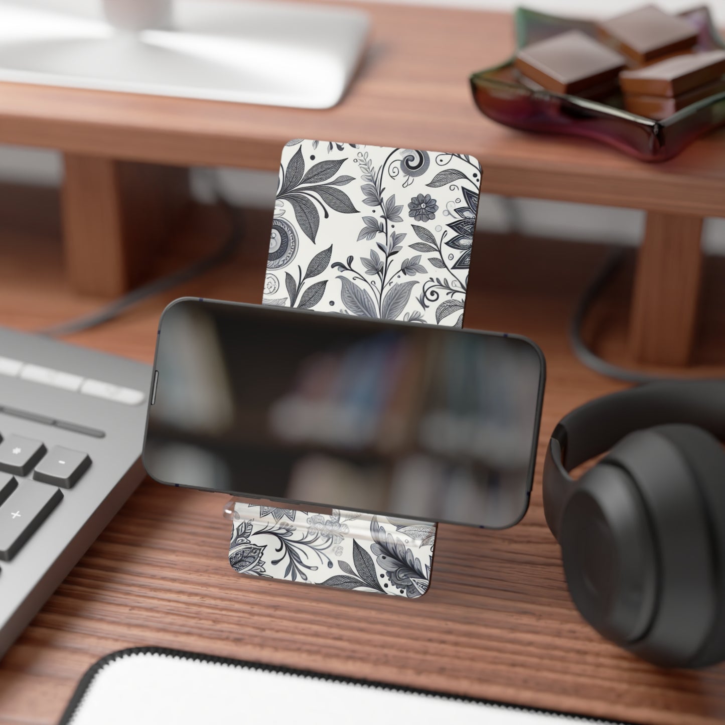 Elegant Floral Smartphone Display Stand, Desk Organizer, Home Decor, Gift for Tech Lovers, Office Accessory, Phone Holder