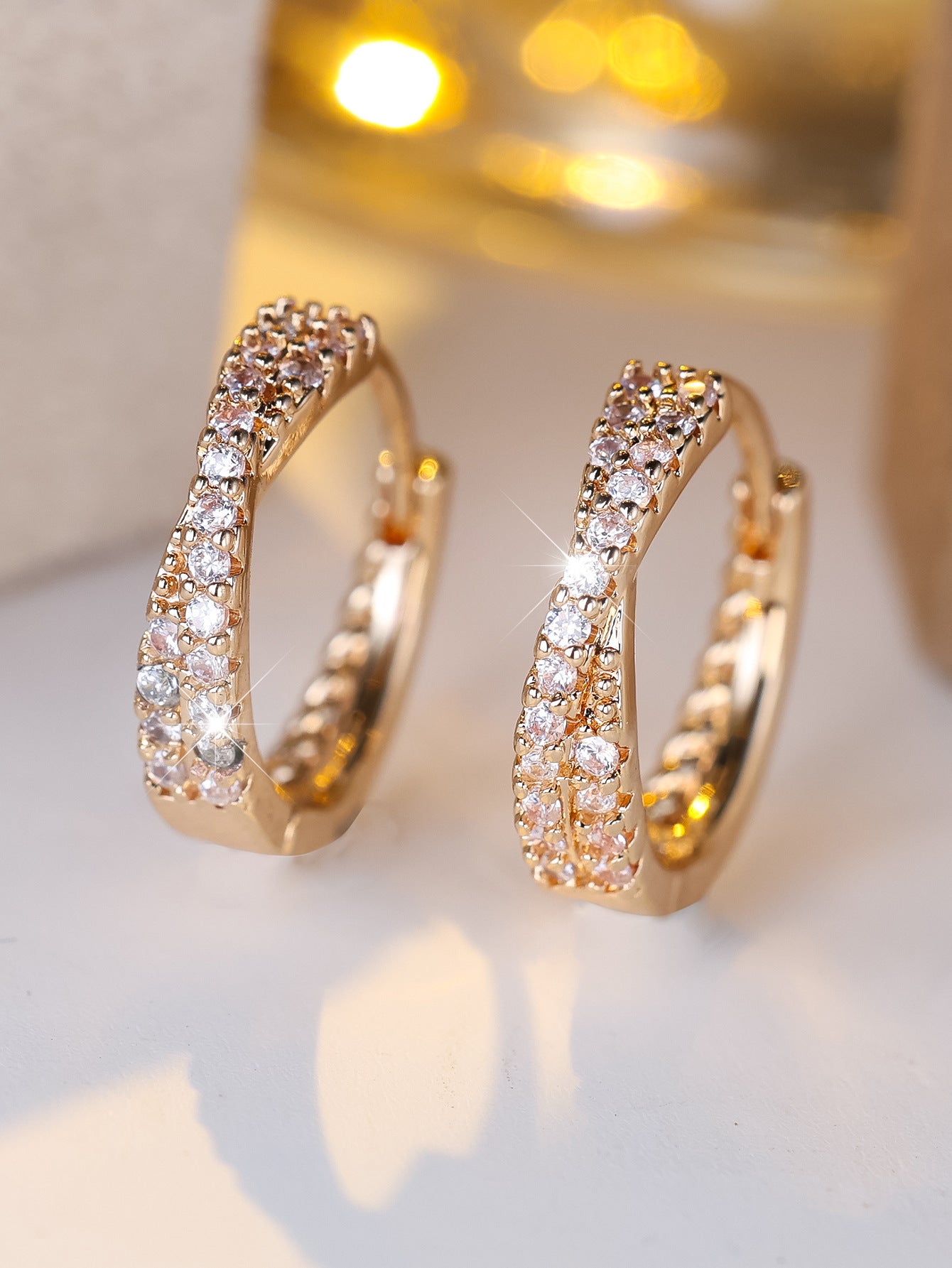 Women's Simple Fashion Personality Graceful Earrings
