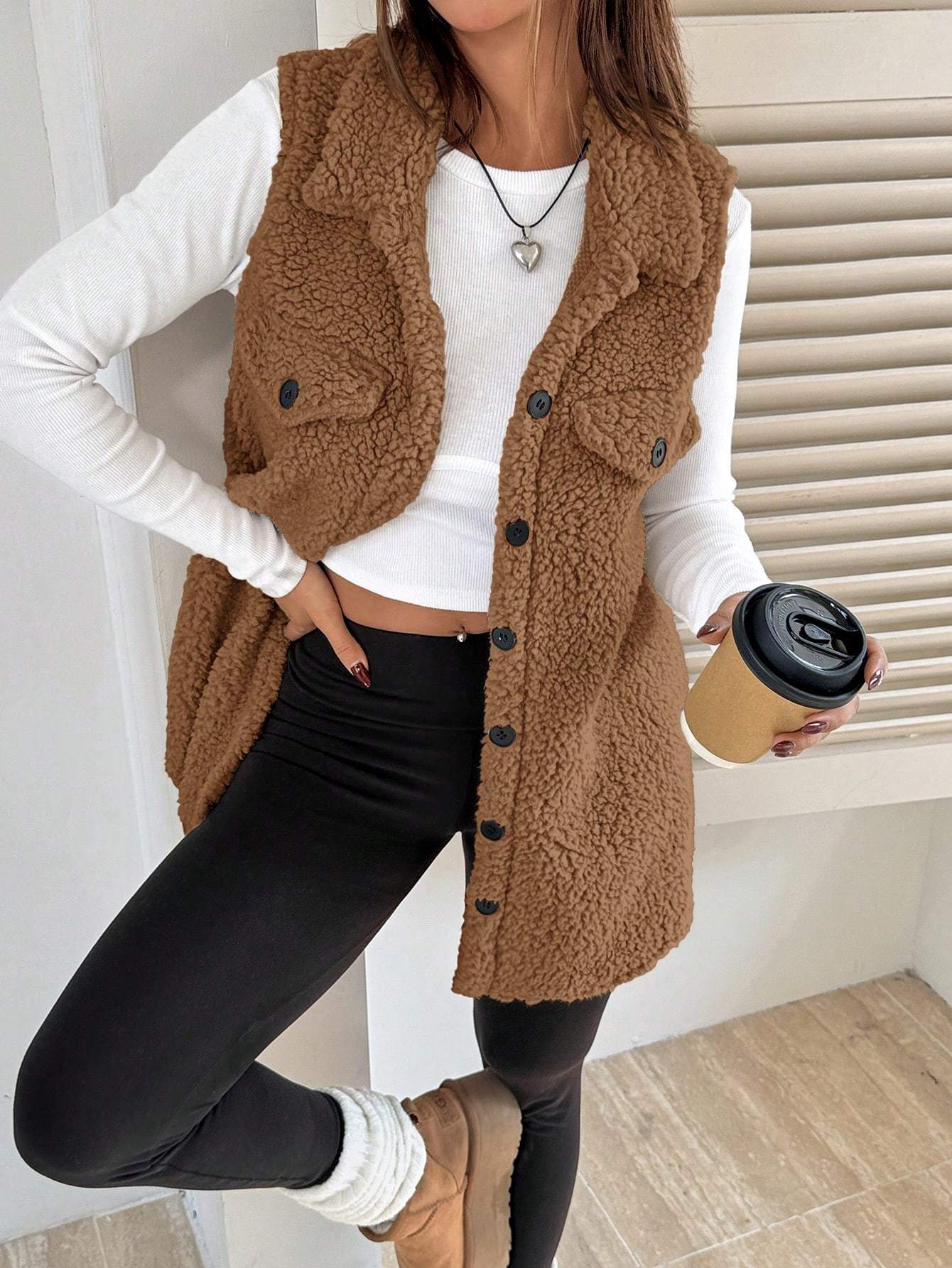 Suitable For Winter Flip Detail Teddy Vest, Simple And Fashionable