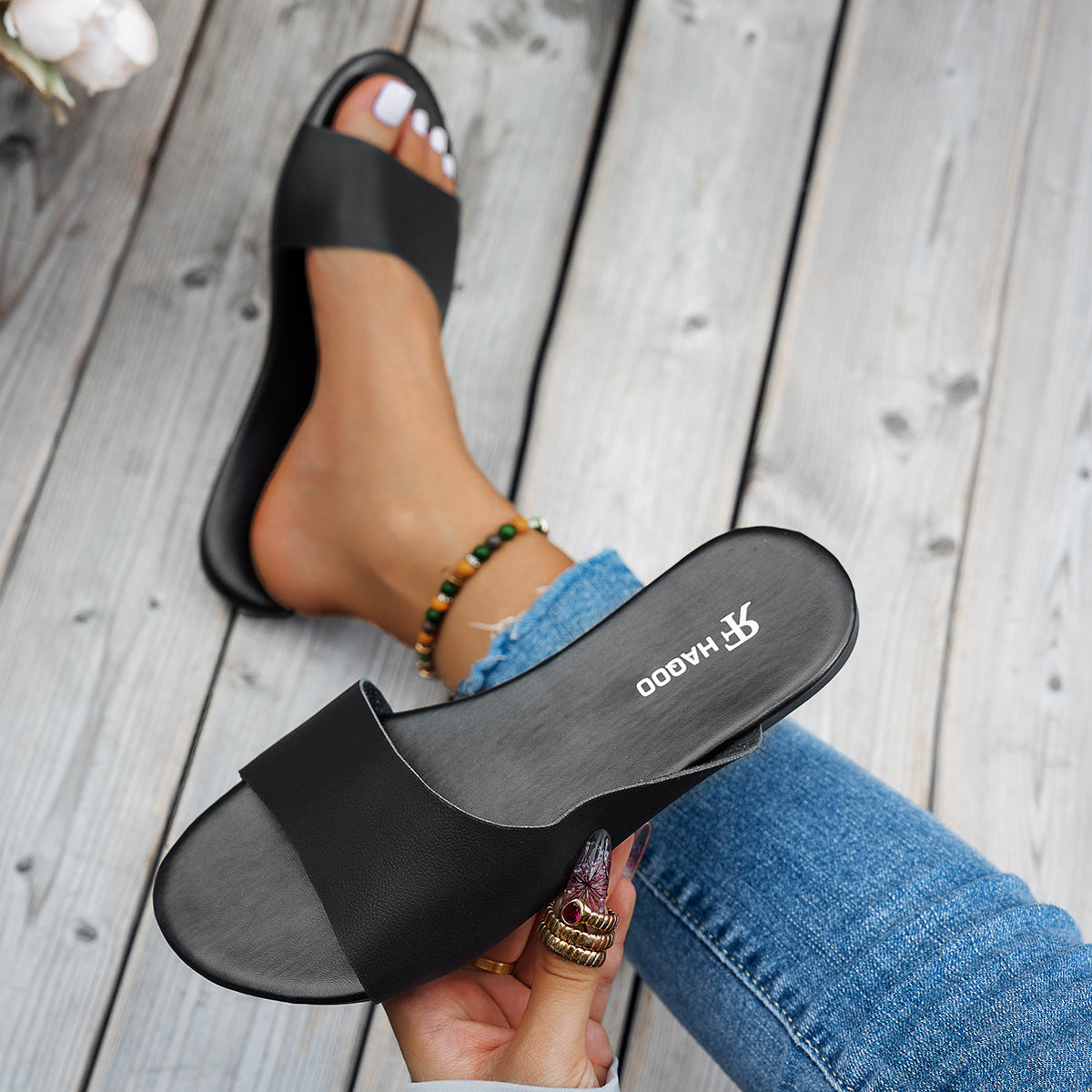Round Toe Flat Slides Slippers Summer Seaside Vacation Beach Shoes For Women Sandals