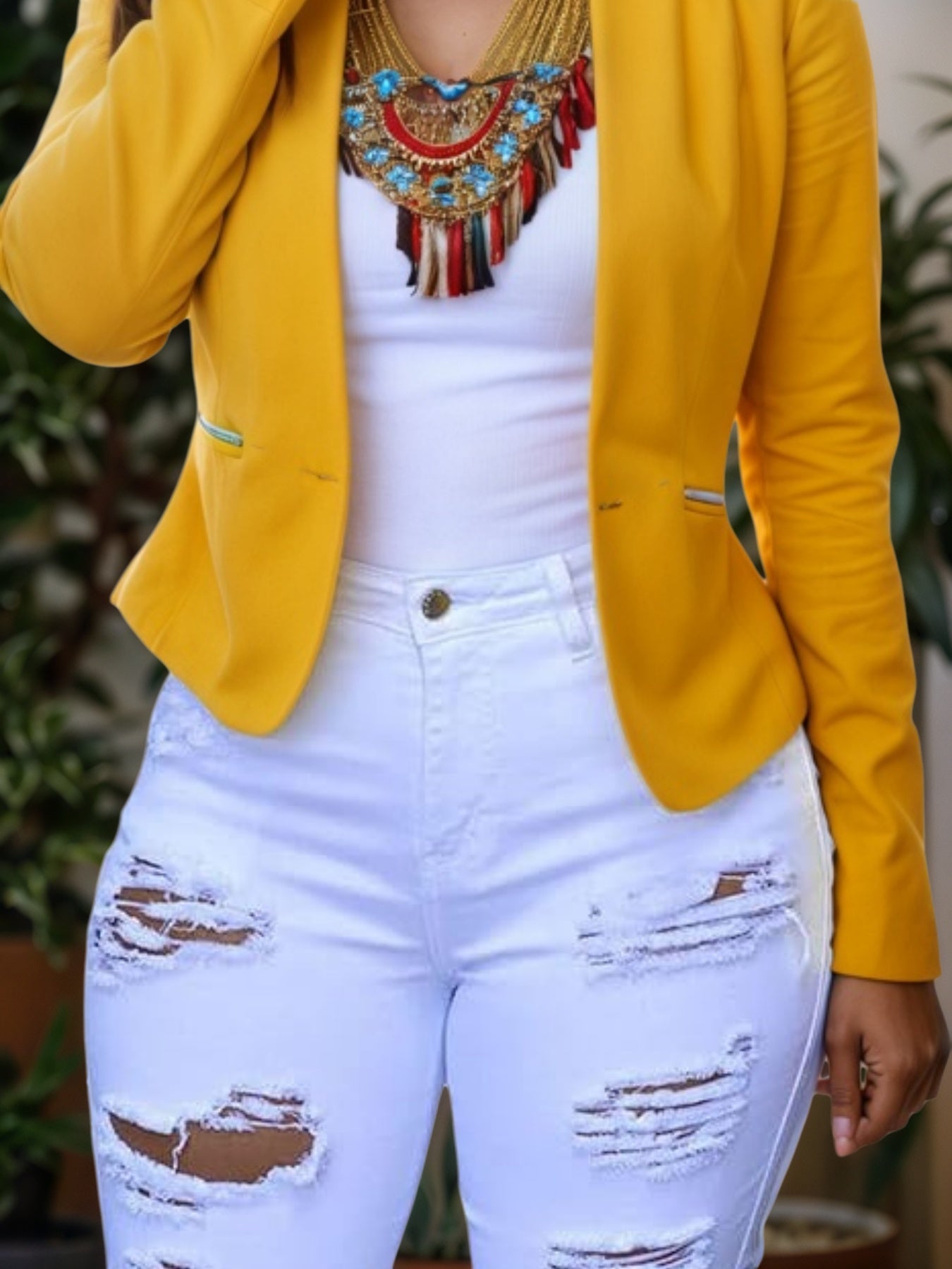 Ladies' Fashionable Distressed Denim Shorts, Super Comfortable Style, Summer Shorts With Frayed Edges And Distressed Hot Pants