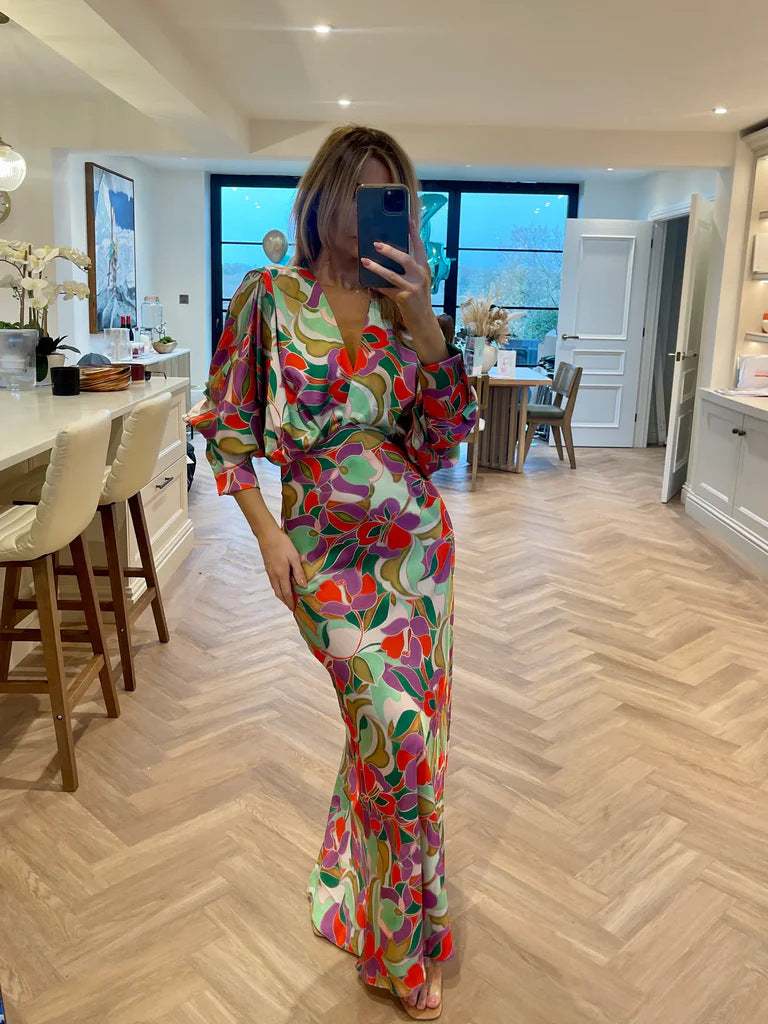 Floral V-neck Tight Waist Dress High-grade Sense