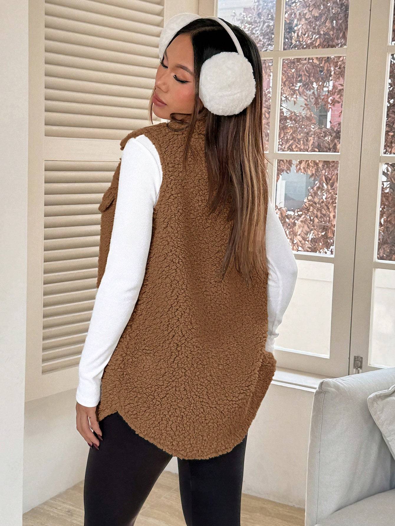 Suitable For Winter Flip Detail Teddy Vest, Simple And Fashionable