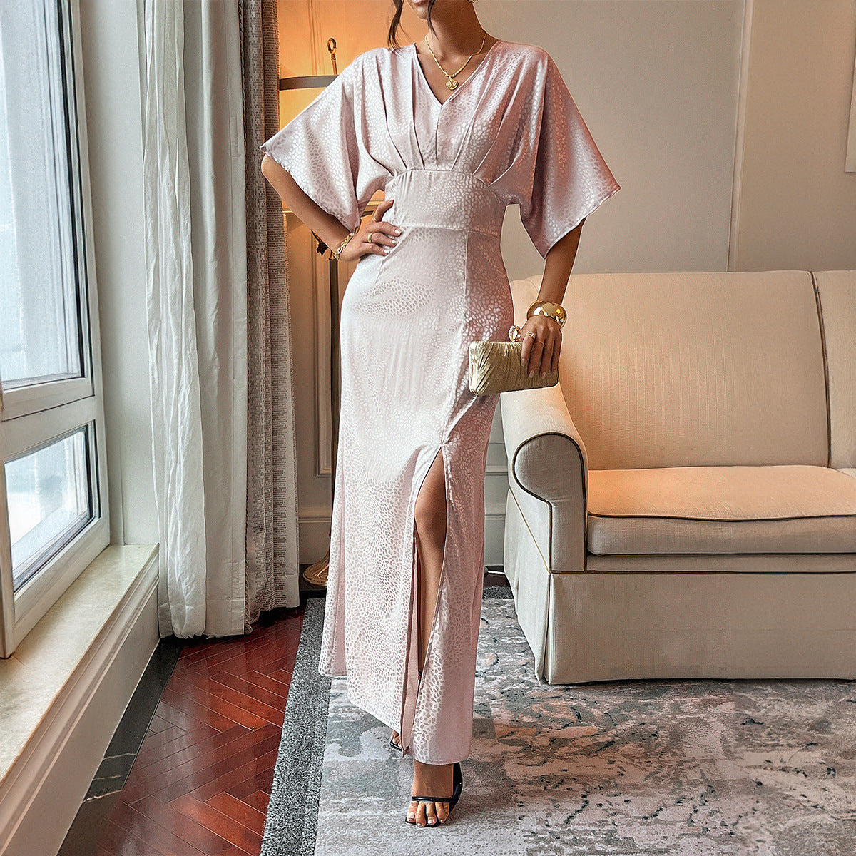 Women's Retro Elegance Split Short Sleeve Mid-length Dress