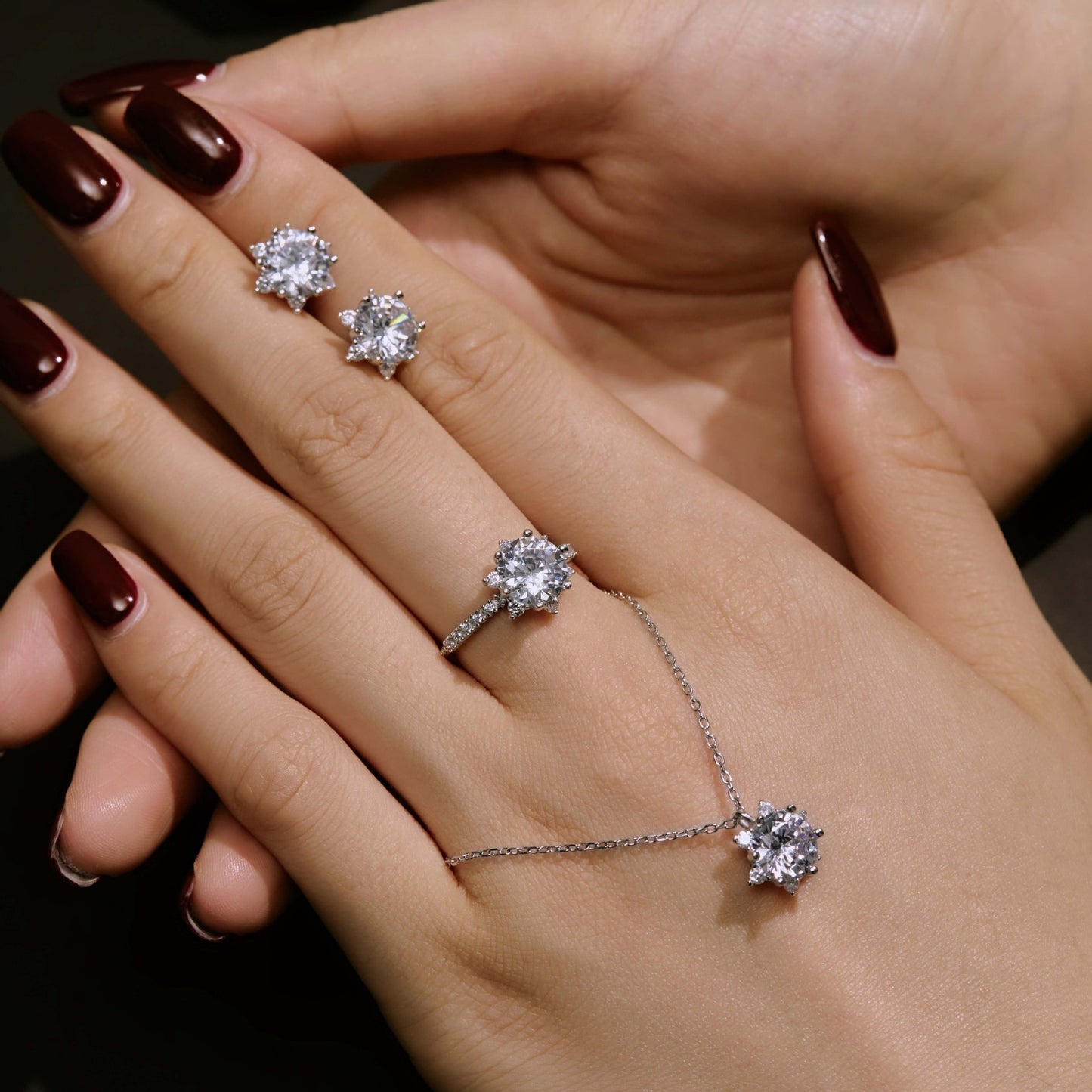 Set S925 Sterling Silver Ornament Snowflake Zircon Ring Light Luxury Clavicle Chain Earrings