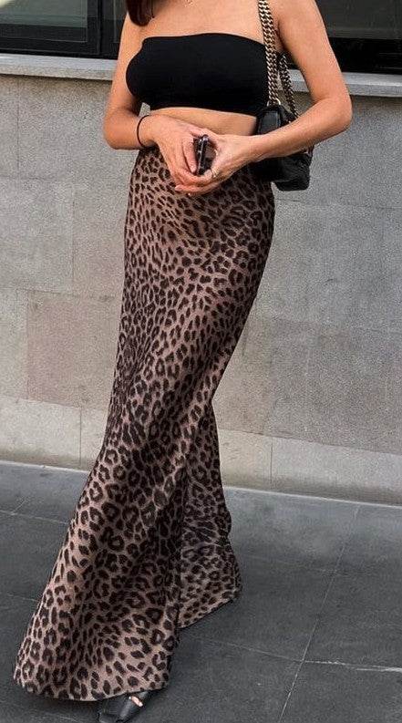 Leopard print maxi skirt