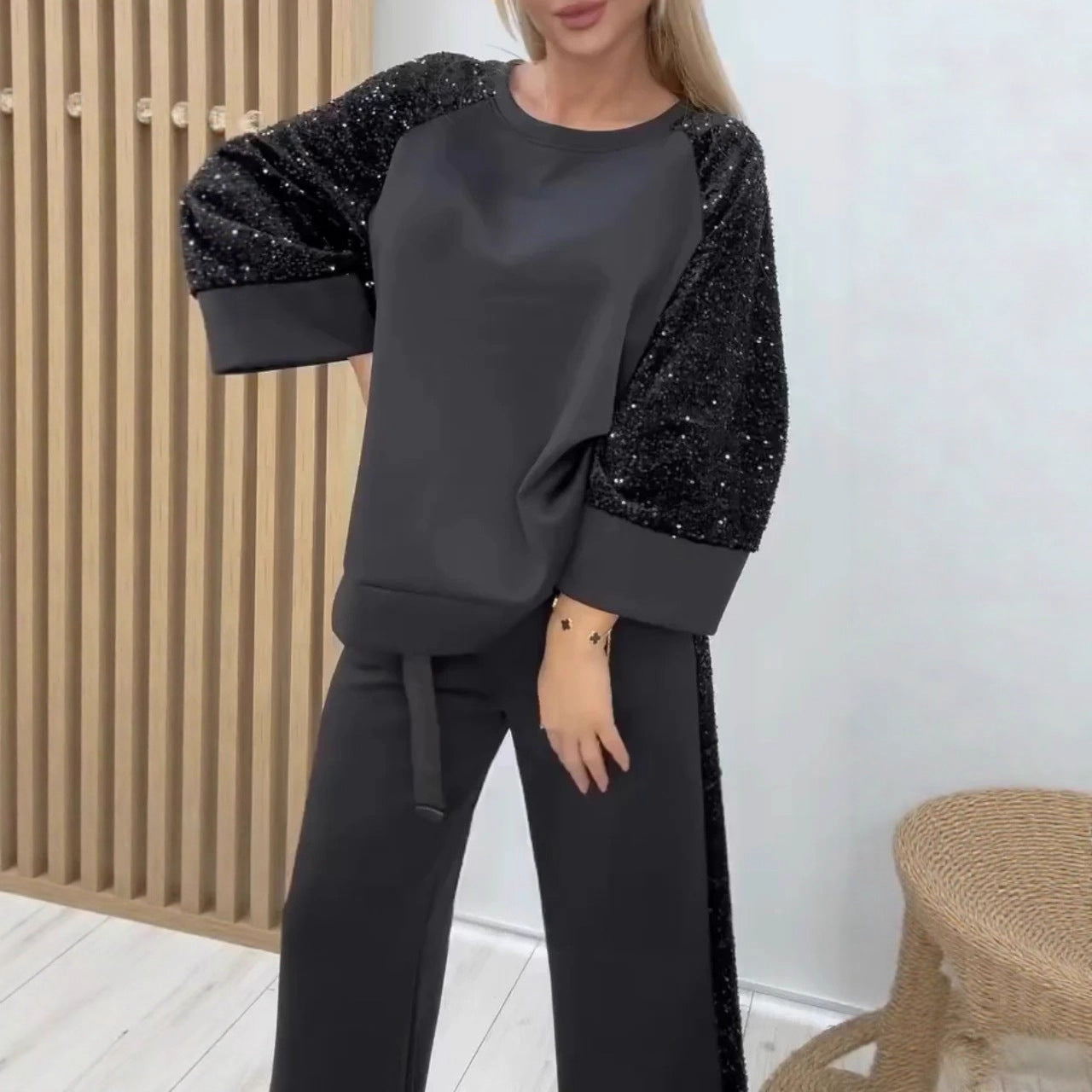 Sequined Patchwork Long-Sleeve Crew-Neck Sweatshirt And Sweatpants Set
