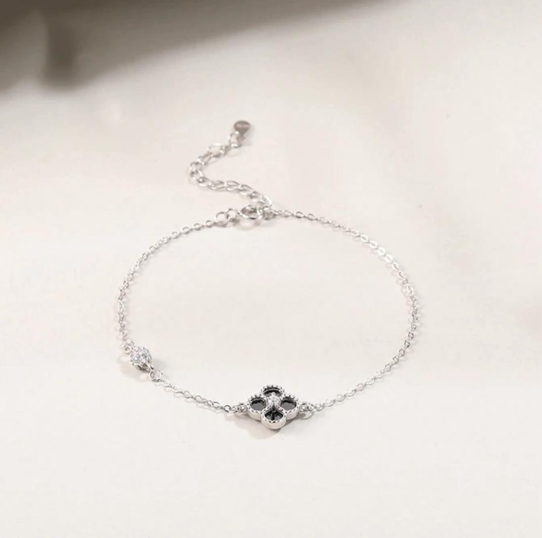 Clover  Bracelet