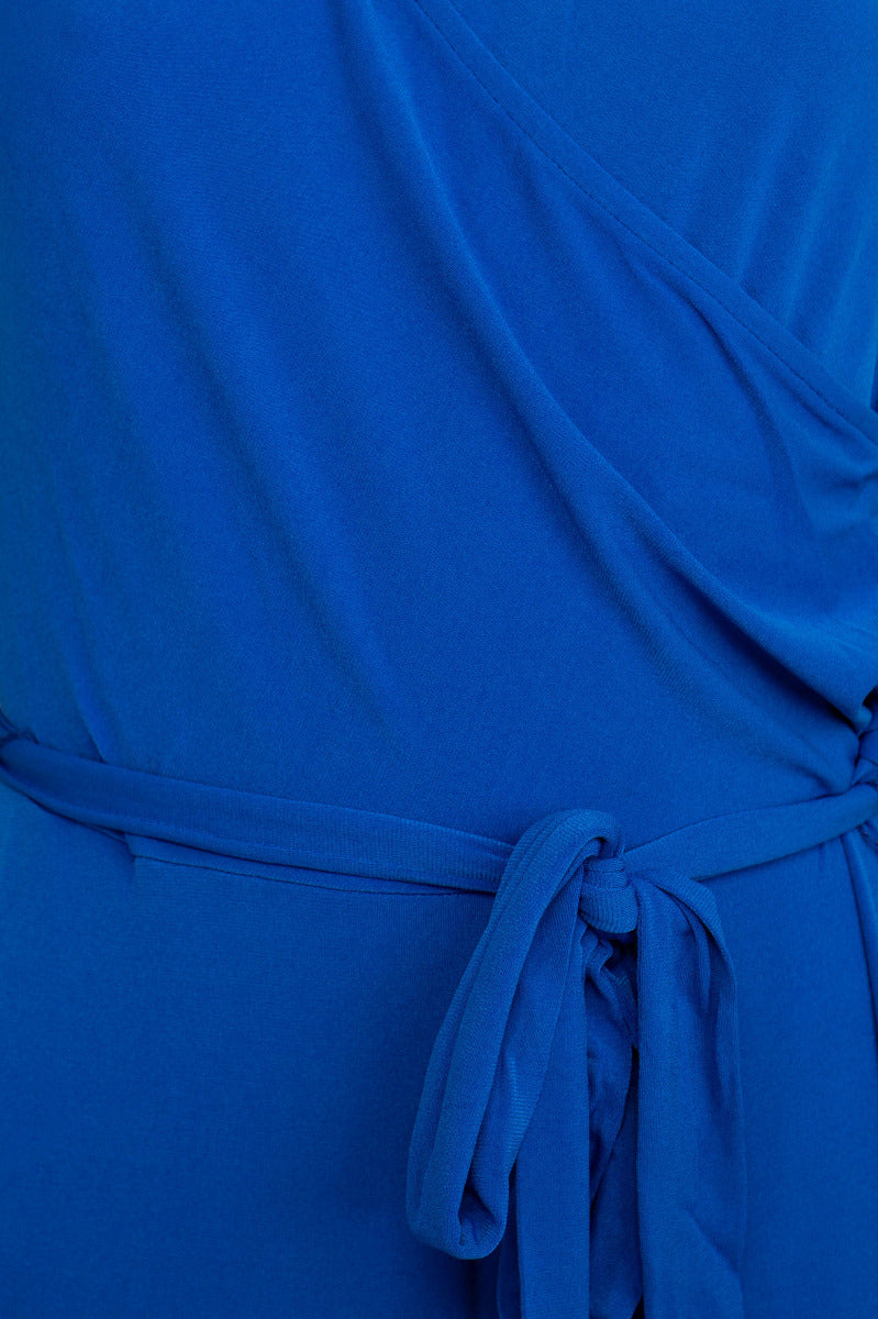 Nina Leonard V-Neck Sleeveless Front Tie Waist Jersey Jumpsuit